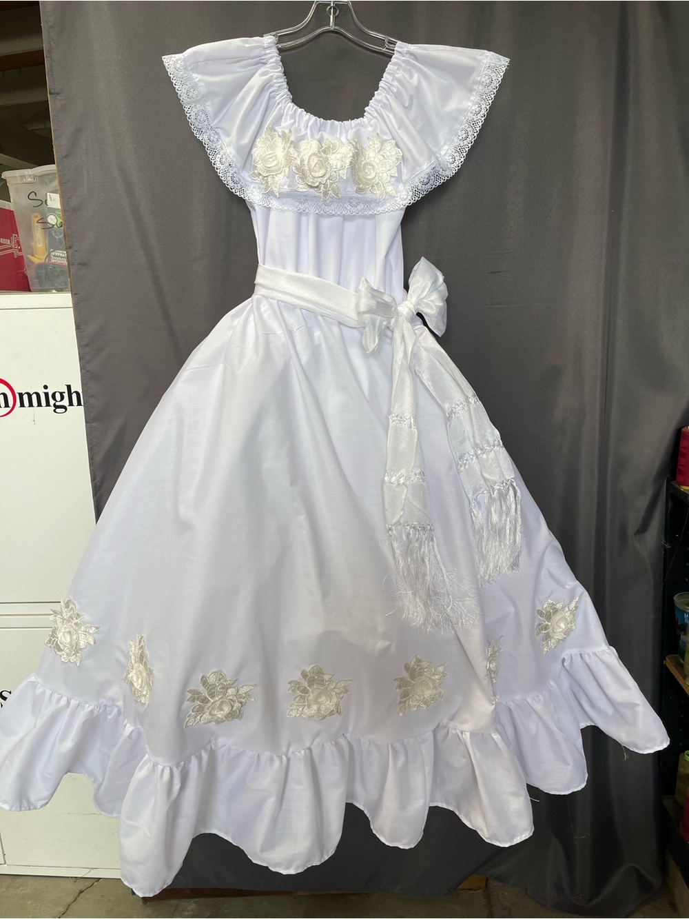 White Girls' Traditional Ruffle Dress with Floral Appliqué
